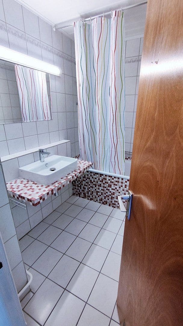 Pronájem bytu 3+1 83 m², Eppelheim, Bádensko-Württembersko Pronájem bytu 3+1 83 m², Eppelheim, Bádensko-Württembersko