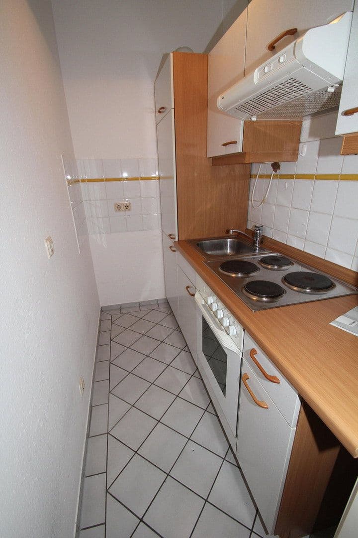 Pronájem bytu 1+1 35 m², Keplerstraße 24, Göttingen, Dolní Sasko Pronájem bytu 1+1 35 m², Keplerstraße 24, Göttingen, Dolní Sasko
