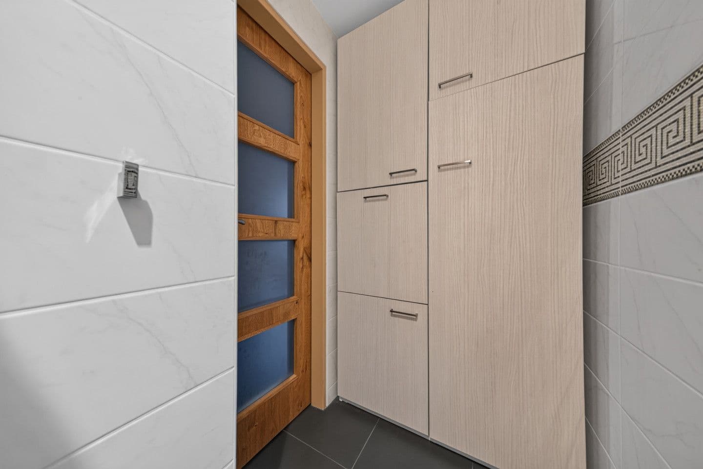 Prodej bytu 4+1 78 m², Pujmanové, Praha, Praha Prodej bytu 4+1 78 m², Pujmanové, Praha, Praha