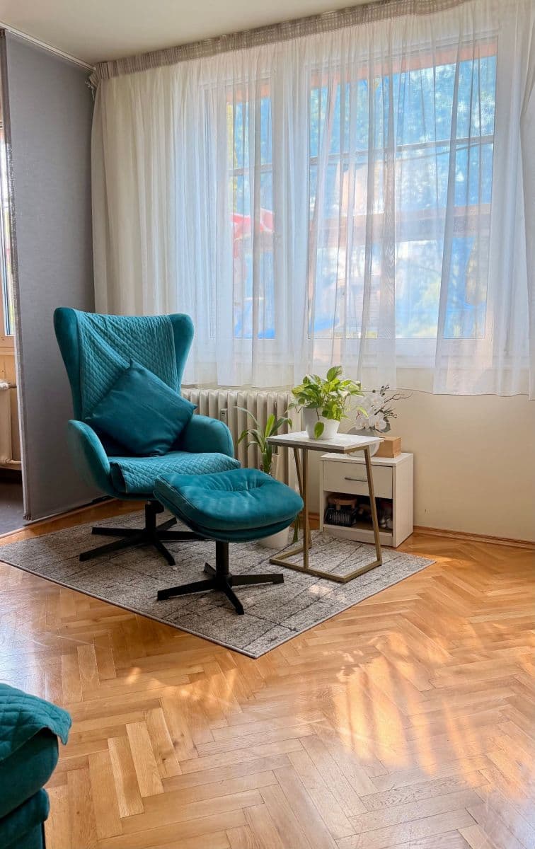 Prodej bytu 4+1 78 m², Pujmanové, Praha, Praha Prodej bytu 4+1 78 m², Pujmanové, Praha, Praha