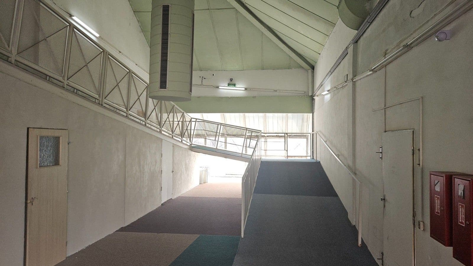 Pronájem nebytového prostoru 430 m², V Jamce, Rakovník, Středočeský kraj Pronájem nebytového prostoru 430 m², V Jamce, Rakovník, Středočeský kraj