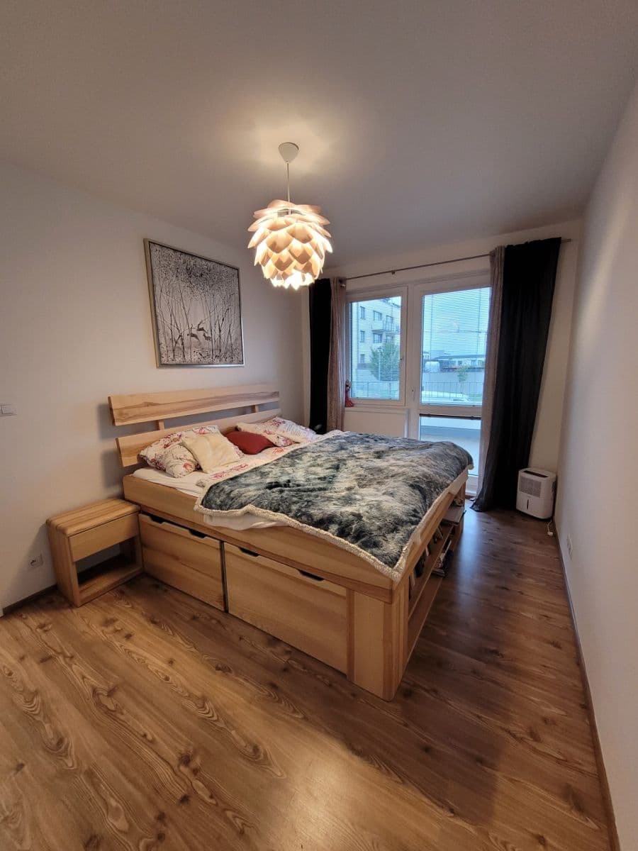 Prodej bytu 2+kk 56 m², T. G. Masaryka, Horoměřice, Středočeský kraj Prodej bytu 2+kk 56 m², T. G. Masaryka, Horoměřice, Středočeský kraj