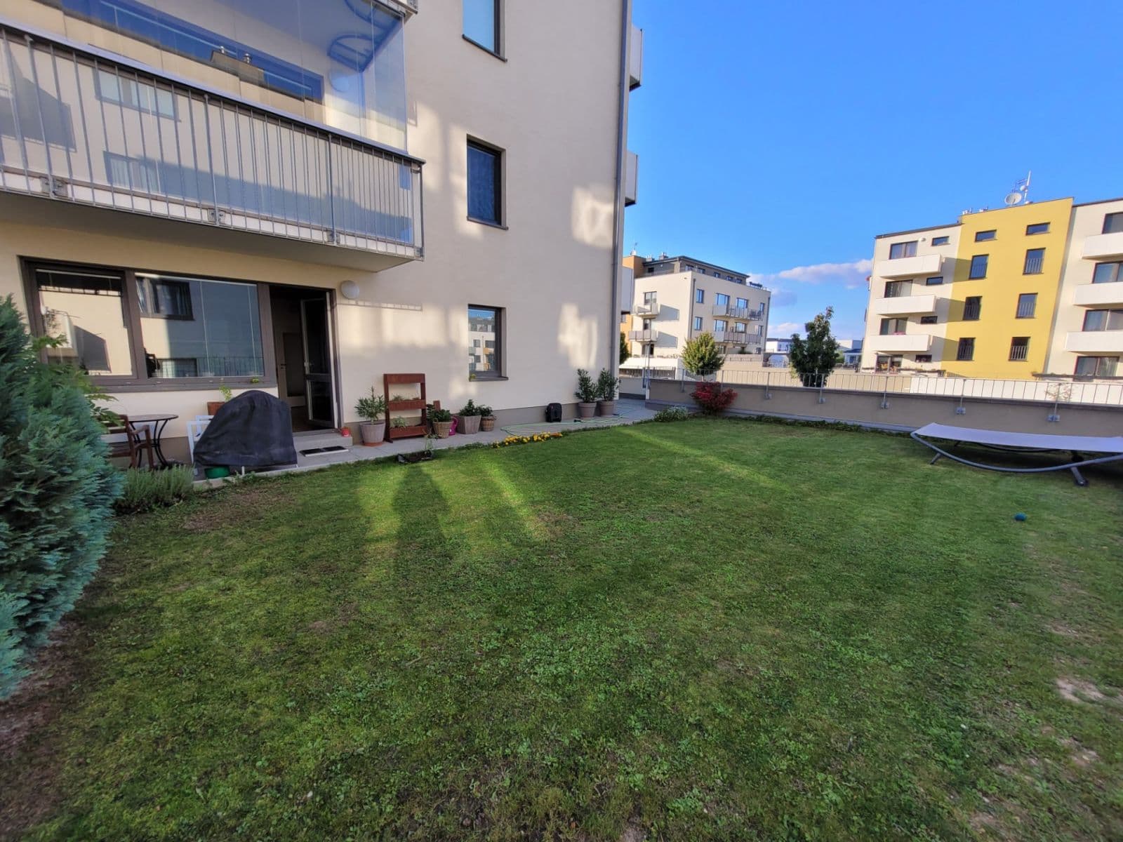 Prodej bytu 2+kk 56 m², T. G. Masaryka, Horoměřice, Středočeský kraj Prodej bytu 2+kk 56 m², T. G. Masaryka, Horoměřice, Středočeský kraj