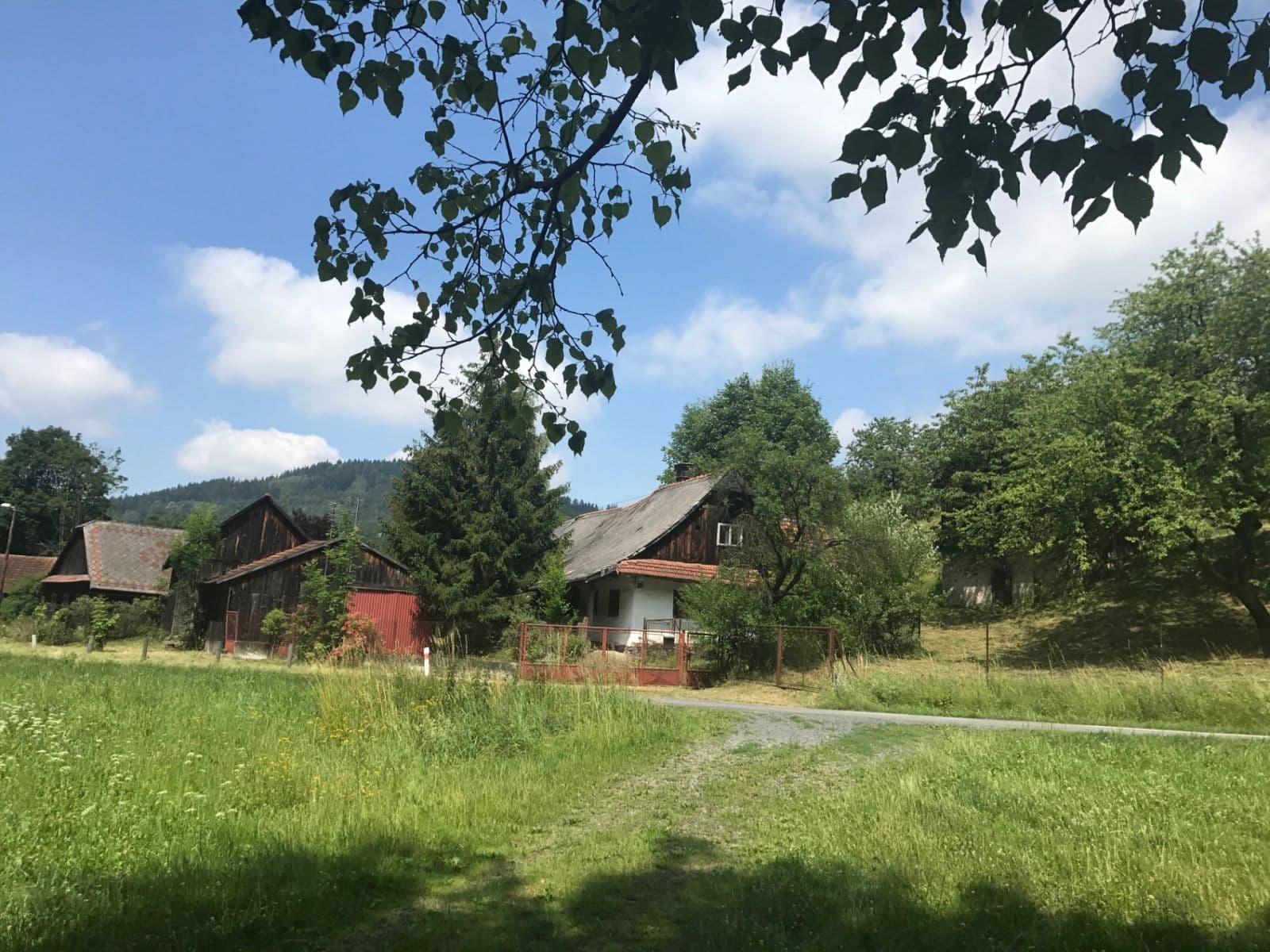 Prodej domu, pozemek 3.707 m², Velká Lhota, Zlínský kraj Prodej domu, pozemek 3.707 m², Velká Lhota, Zlínský kraj