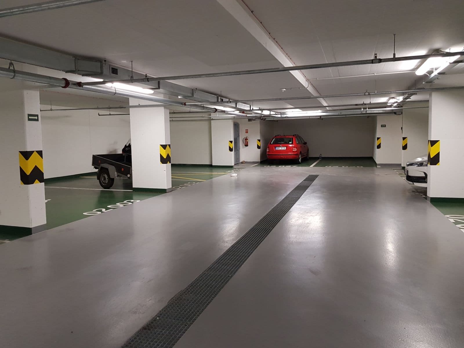 Pronájem garáže 13 m², V Zahrádkách, Praha, Praha Pronájem garáže 13 m², V Zahrádkách, Praha, Praha
