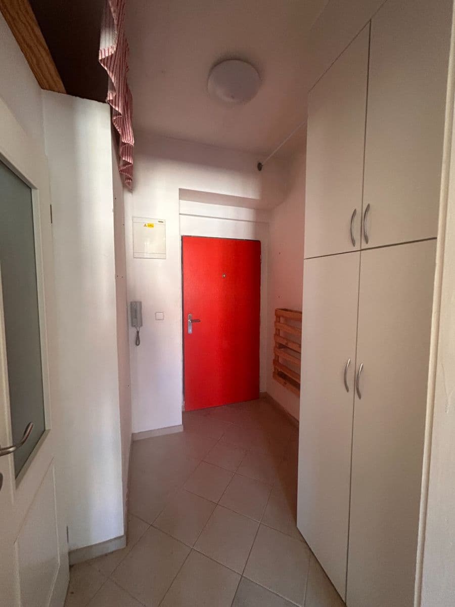 Pronájem bytu 1+kk 25 m², Kyjevská, Praha, Praha Pronájem bytu 1+kk 25 m², Kyjevská, Praha, Praha