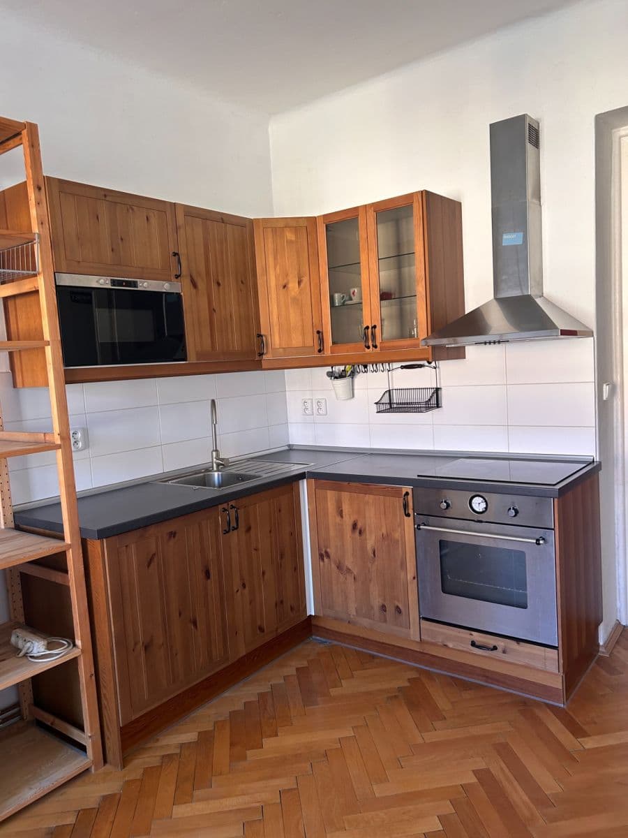 Pronájem bytu 1+kk 25 m², Kyjevská, Praha, Praha Pronájem bytu 1+kk 25 m², Kyjevská, Praha, Praha