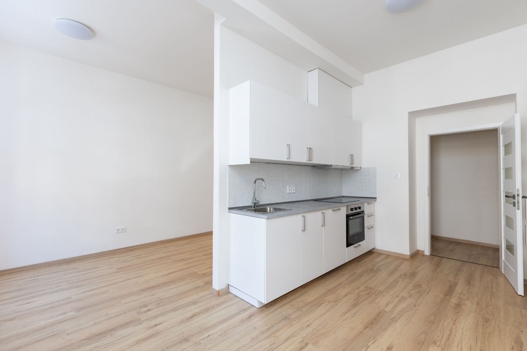 Pronájem bytu 1+kk 37 m², Františka Kadlece, Praha, Praha Pronájem bytu 1+kk 37 m², Františka Kadlece, Praha, Praha