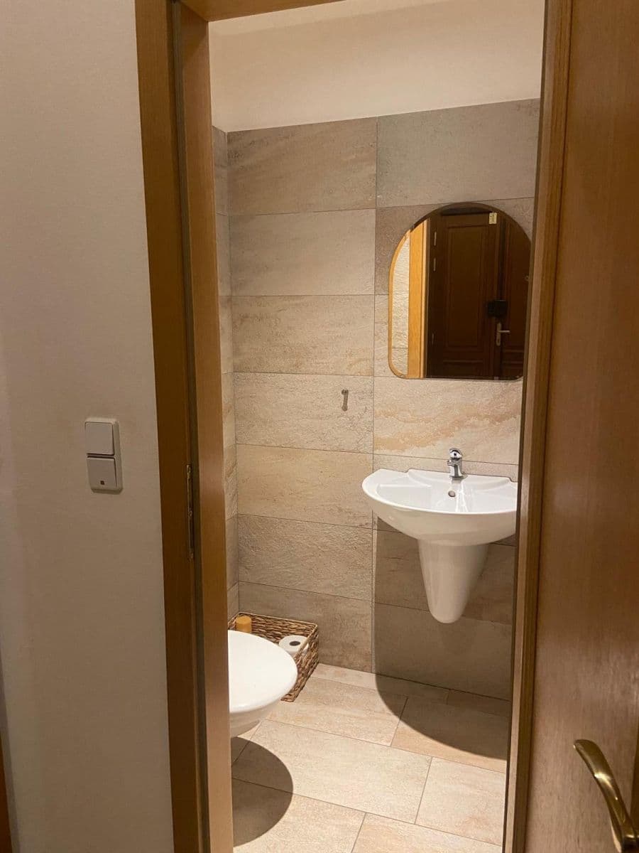 Pronájem bytu 2+1 66 m², Lublaňská, Praha, Praha Pronájem bytu 2+1 66 m², Lublaňská, Praha, Praha