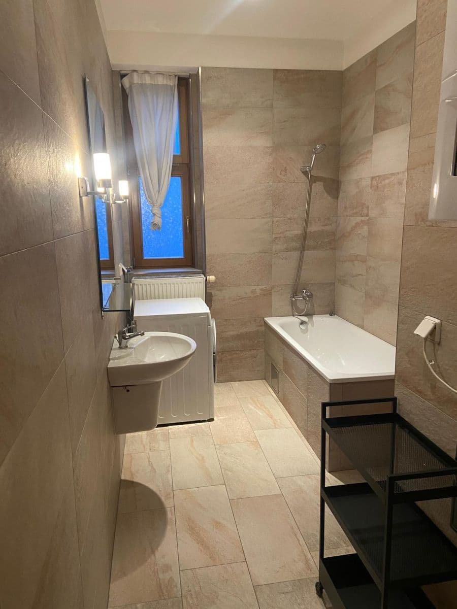 Pronájem bytu 2+1 66 m², Lublaňská, Praha, Praha Pronájem bytu 2+1 66 m², Lublaňská, Praha, Praha