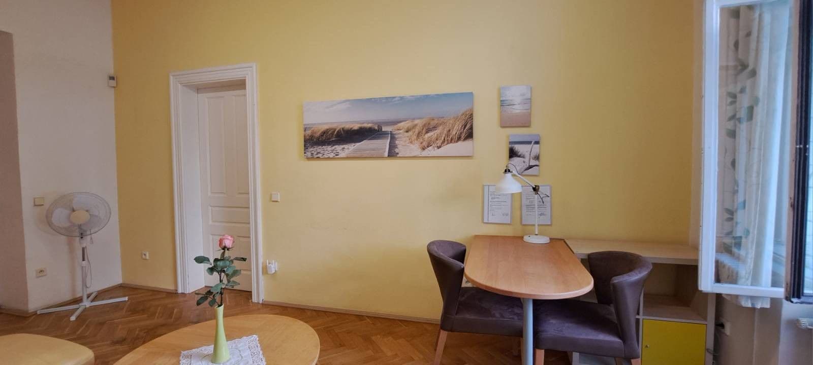 Pronájem nebytového prostoru 17 m², Krkonošská, Praha, Praha Pronájem nebytového prostoru 17 m², Krkonošská, Praha, Praha