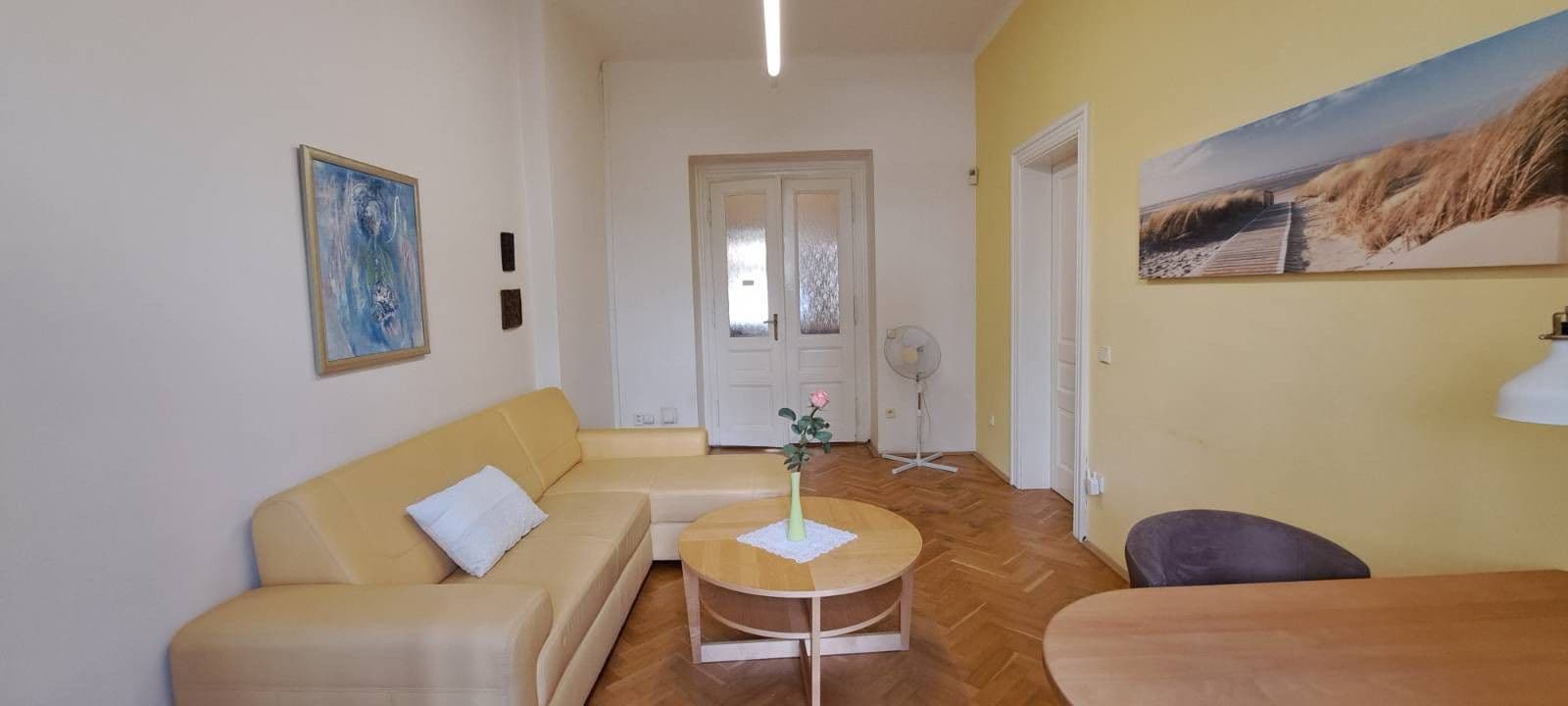 Pronájem nebytového prostoru 17 m², Krkonošská, Praha, Praha Pronájem nebytového prostoru 17 m², Krkonošská, Praha, Praha
