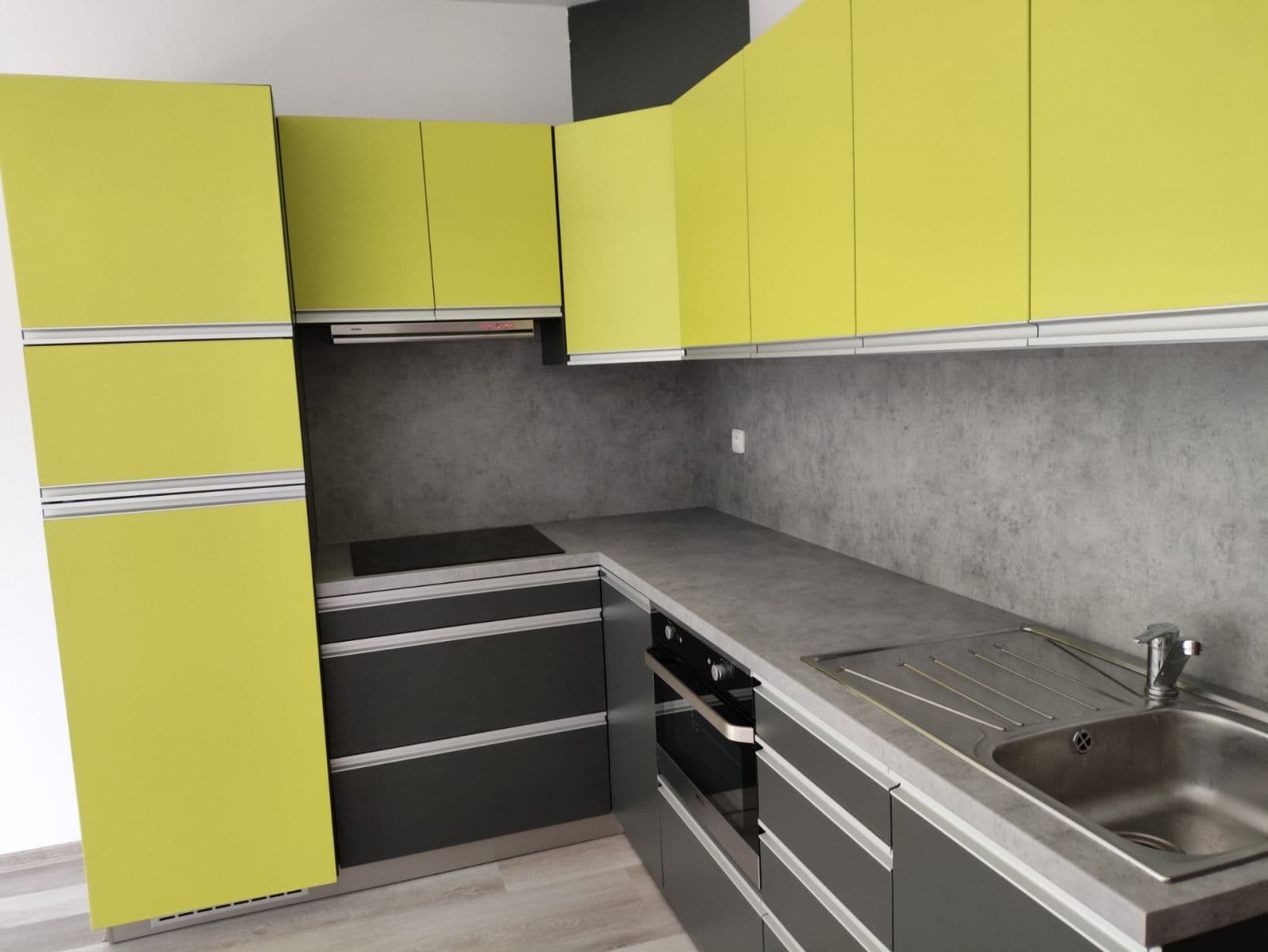 Pronájem bytu 2+kk 47 m², U Dlouhé stěny, Jihlava, Kraj Vysočina Pronájem bytu 2+kk 47 m², U Dlouhé stěny, Jihlava, Kraj Vysočina
