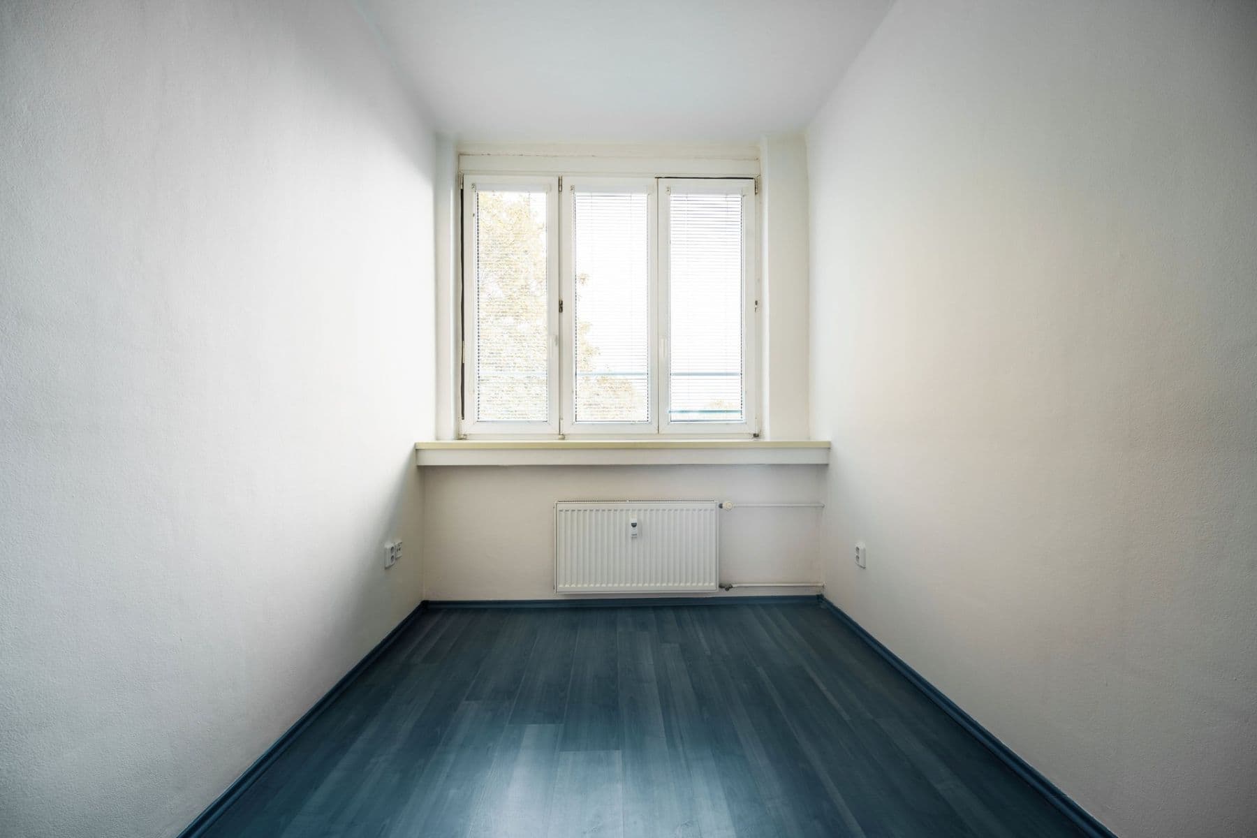 Pronájem bytu 3+kk 42 m², Moskevská, Kladno, Středočeský kraj Pronájem bytu 3+kk 42 m², Moskevská, Kladno, Středočeský kraj
