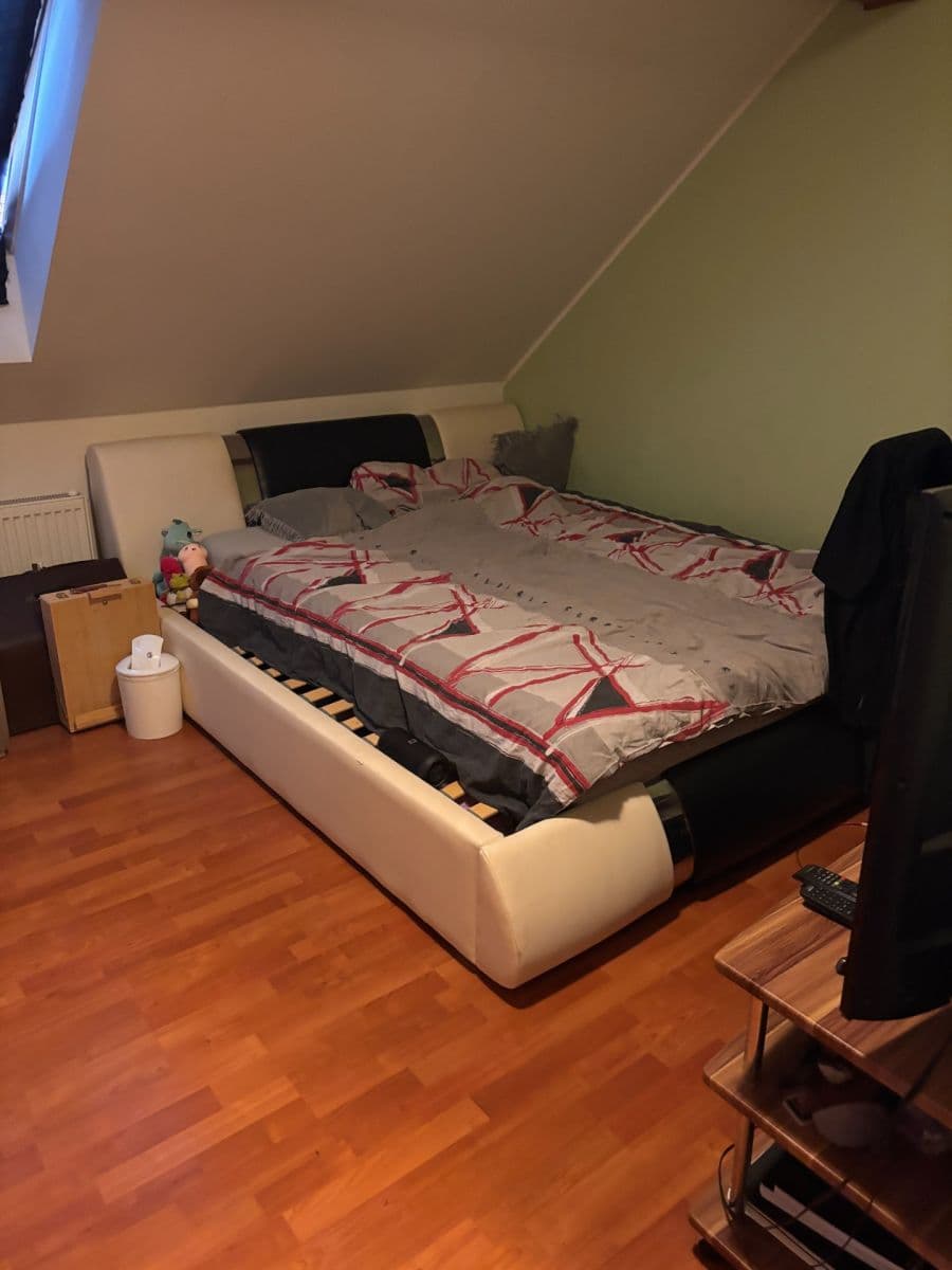 Pronájem nebytového prostoru 120 m², Nová Paka, Královéhradecký kraj Pronájem nebytového prostoru 120 m², Nová Paka, Královéhradecký kraj