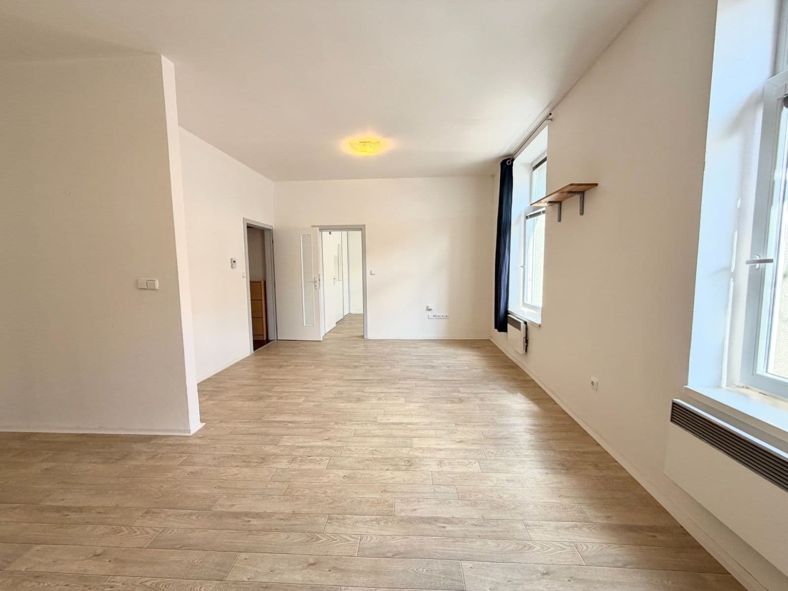 Pronájem bytu 2+kk 48 m², Husova, Pardubice, Pardubický kraj Pronájem bytu 2+kk 48 m², Husova, Pardubice, Pardubický kraj