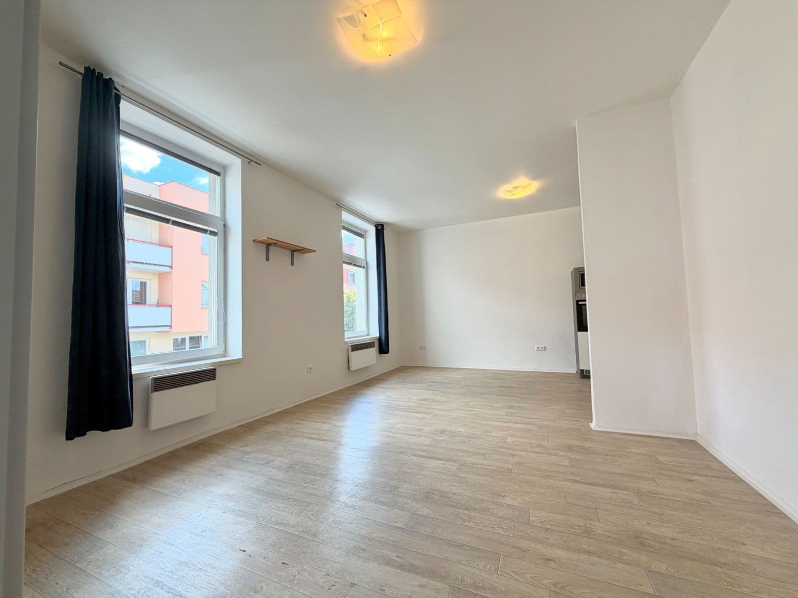 Pronájem bytu 2+kk 48 m², Husova, Pardubice, Pardubický kraj Pronájem bytu 2+kk 48 m², Husova, Pardubice, Pardubický kraj