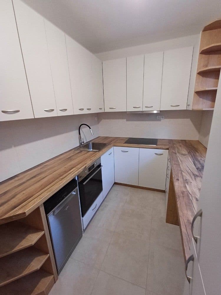 Pronájem bytu 2+1 56 m², Maříkova, Praha, Praha Pronájem bytu 2+1 56 m², Maříkova, Praha, Praha