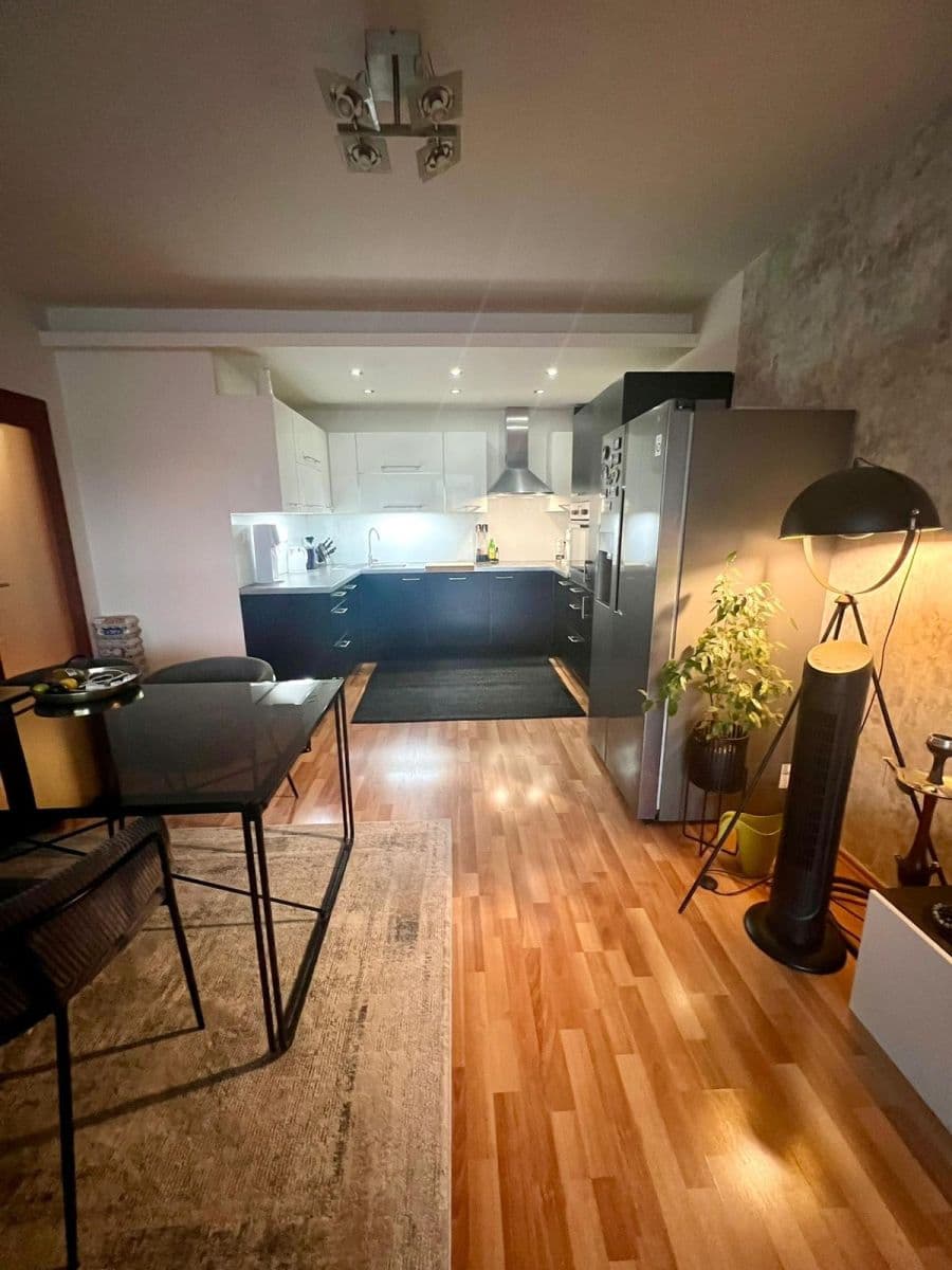 Pronájem bytu 3+kk 80 m², Babická, Praha, Praha Pronájem bytu 3+kk 80 m², Babická, Praha, Praha