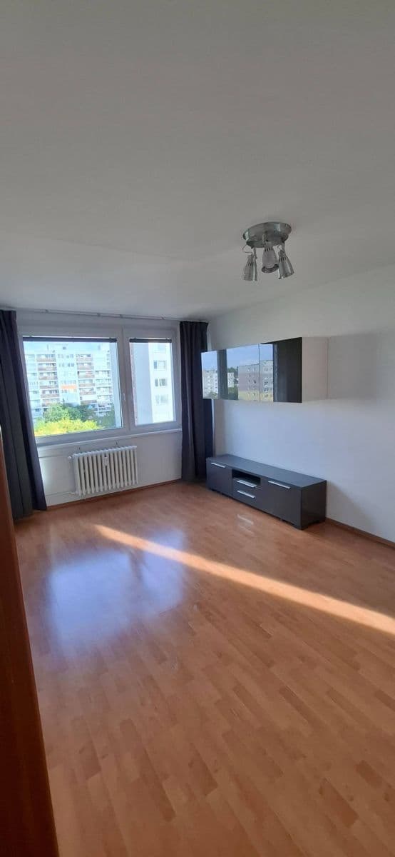 Pronájem bytu 2+kk 42 m², Bazovského, Praha, Praha Pronájem bytu 2+kk 42 m², Bazovského, Praha, Praha