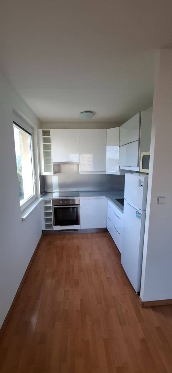 Pronájem bytu 2+kk 42 m², Bazovského, Praha, Praha Pronájem bytu 2+kk 42 m², Bazovského, Praha, Praha
