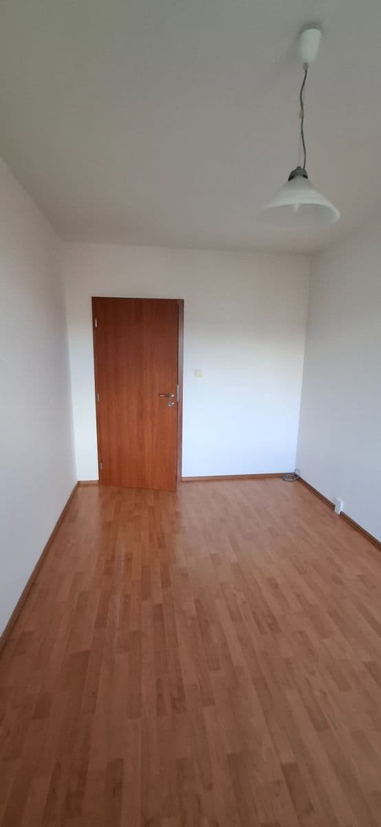 Pronájem bytu 2+kk 42 m², Bazovského, Praha, Praha Pronájem bytu 2+kk 42 m², Bazovského, Praha, Praha