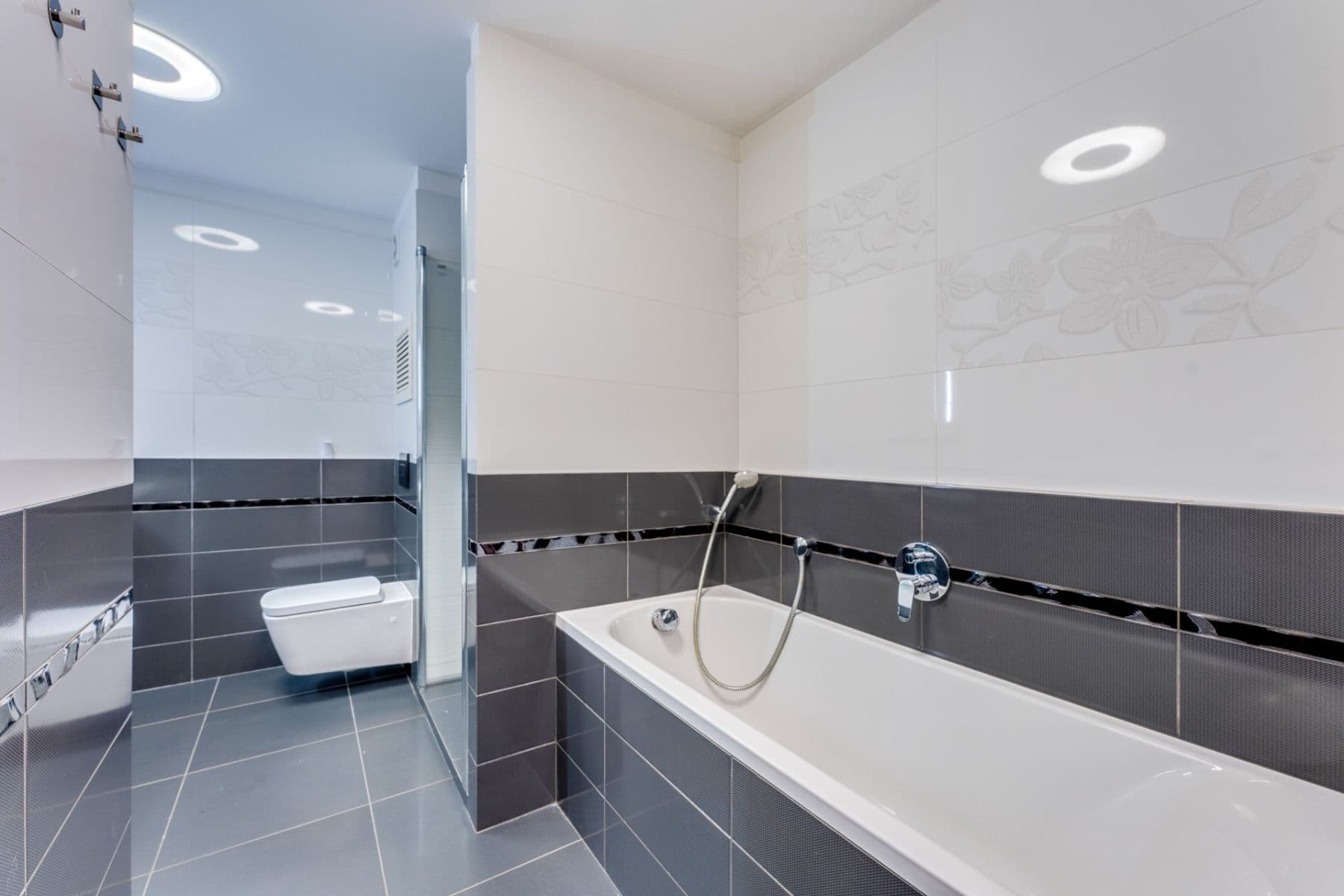 Prodej bytu 3+kk 80 m², Suchý vršek, Praha, Praha Prodej bytu 3+kk 80 m², Suchý vršek, Praha, Praha