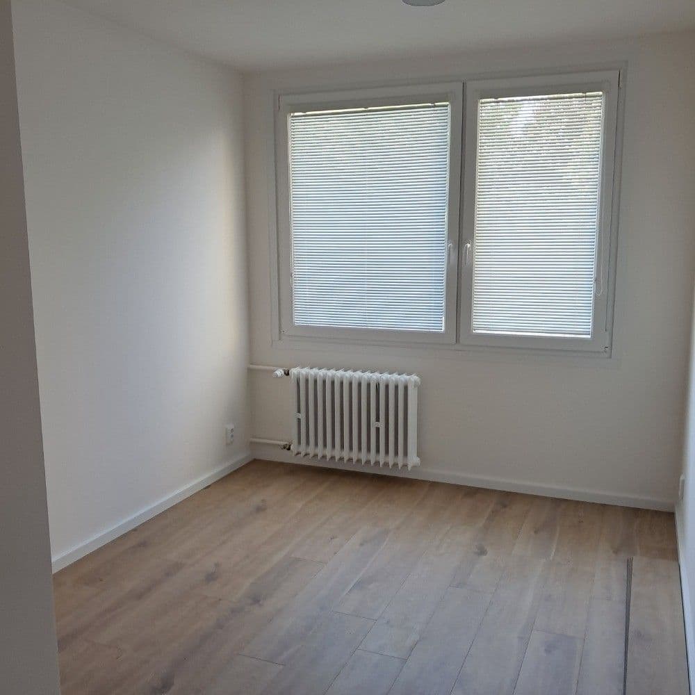 Pronájem bytu 3+1 53 m², Šluknovská, Praha, Praha Pronájem bytu 3+1 53 m², Šluknovská, Praha, Praha