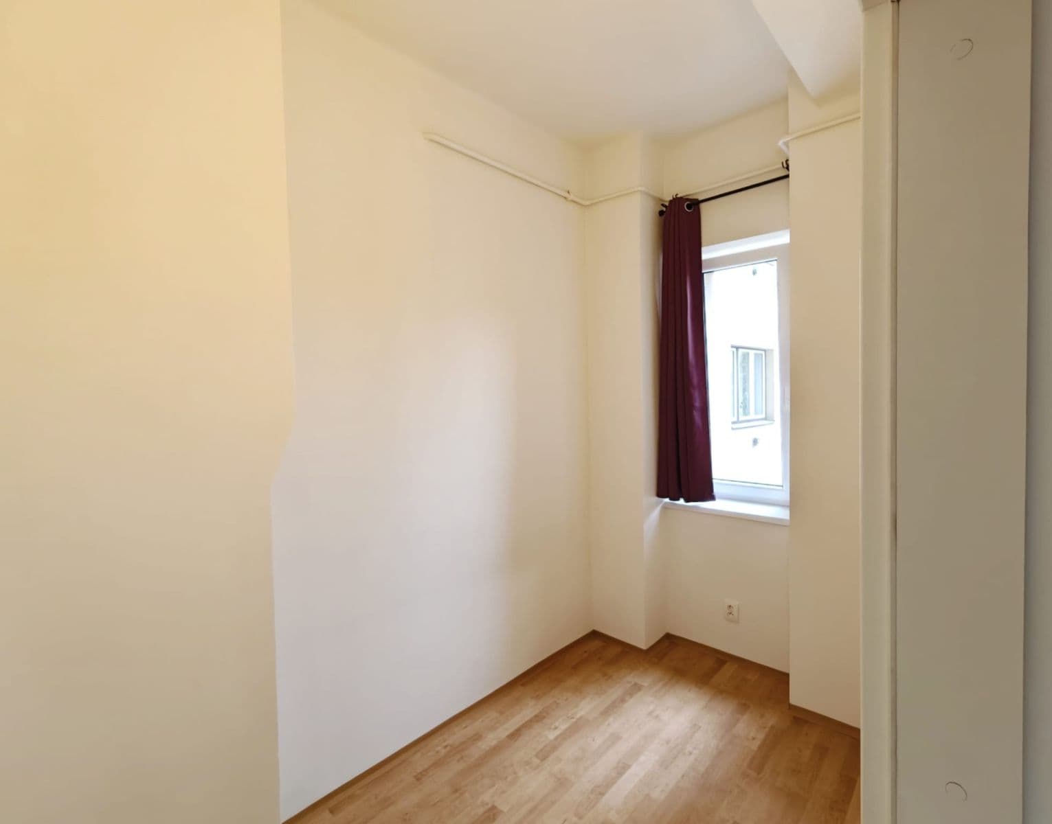 Pronájem bytu 2+kk 38 m², V Horkách, Praha, Praha Pronájem bytu 2+kk 38 m², V Horkách, Praha, Praha