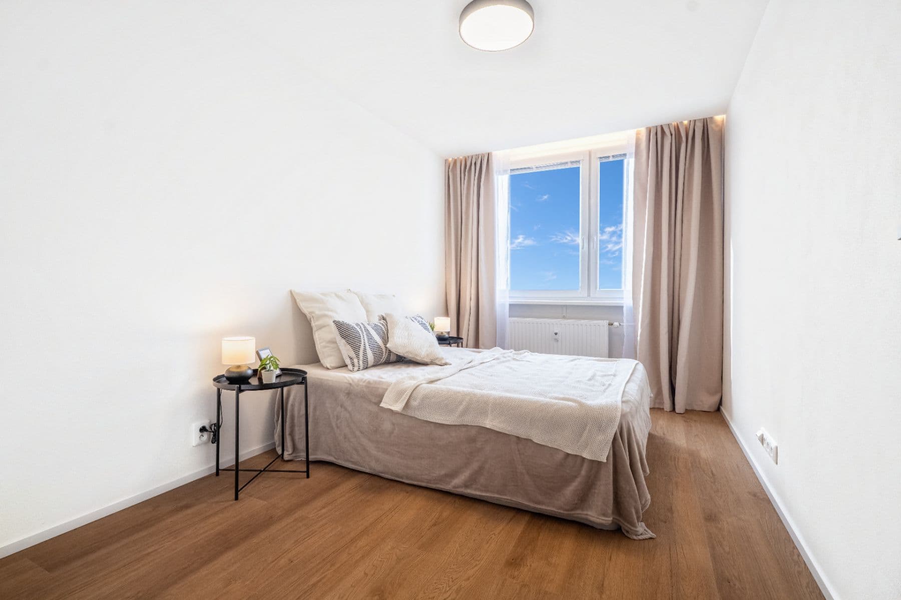 Prodej bytu 2+kk 43 m², Zimova, Praha, Praha Prodej bytu 2+kk 43 m², Zimova, Praha, Praha