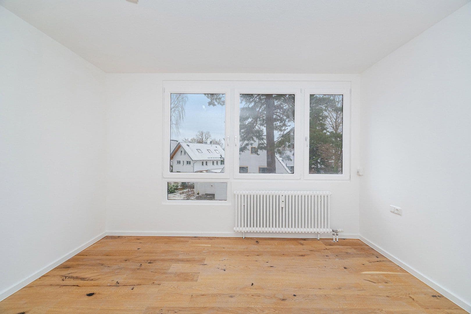 Prodej bytu 3+1 78 m², Tizianstr. 48, Neubiberg, Bavorsko Prodej bytu 3+1 78 m², Tizianstr. 48, Neubiberg, Bavorsko