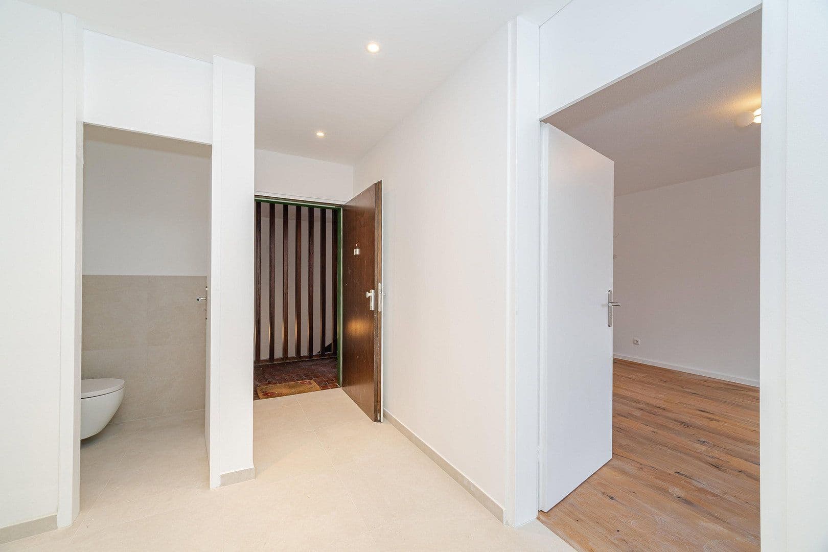 Prodej bytu 3+1 78 m², Tizianstr. 48, Neubiberg, Bavorsko Prodej bytu 3+1 78 m², Tizianstr. 48, Neubiberg, Bavorsko