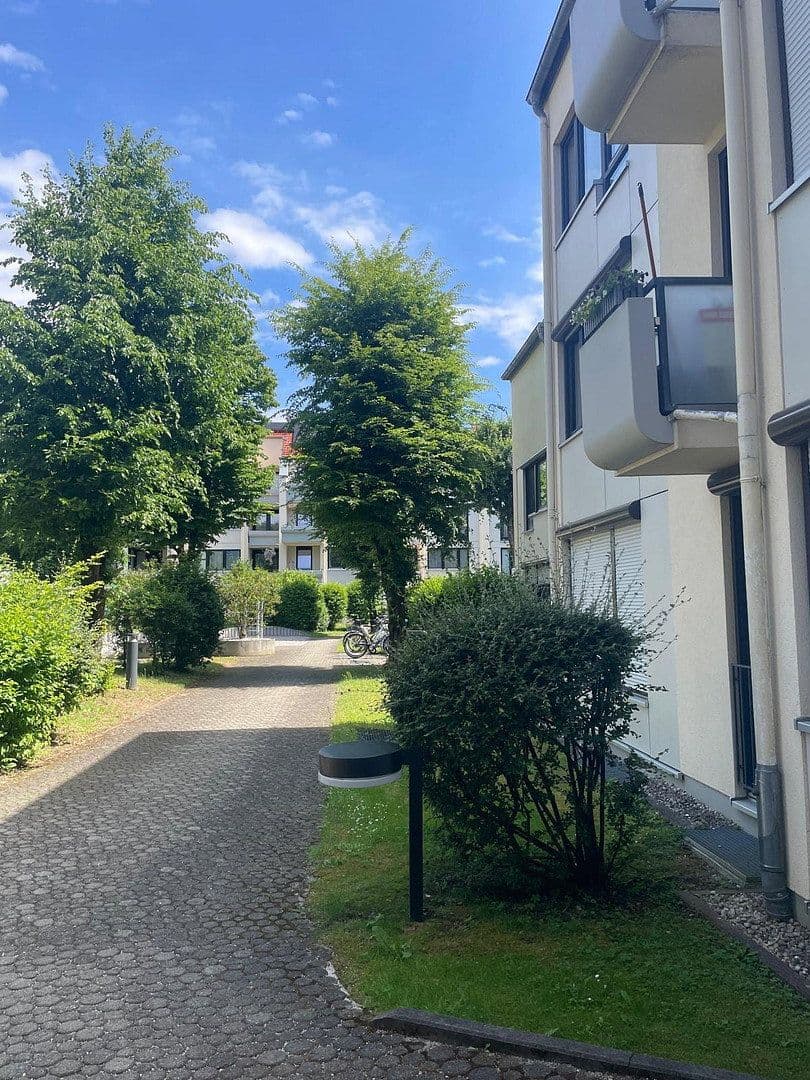 Prodej bytu 3+1 78 m², Tizianstr. 48, Neubiberg, Bavorsko Prodej bytu 3+1 78 m², Tizianstr. 48, Neubiberg, Bavorsko