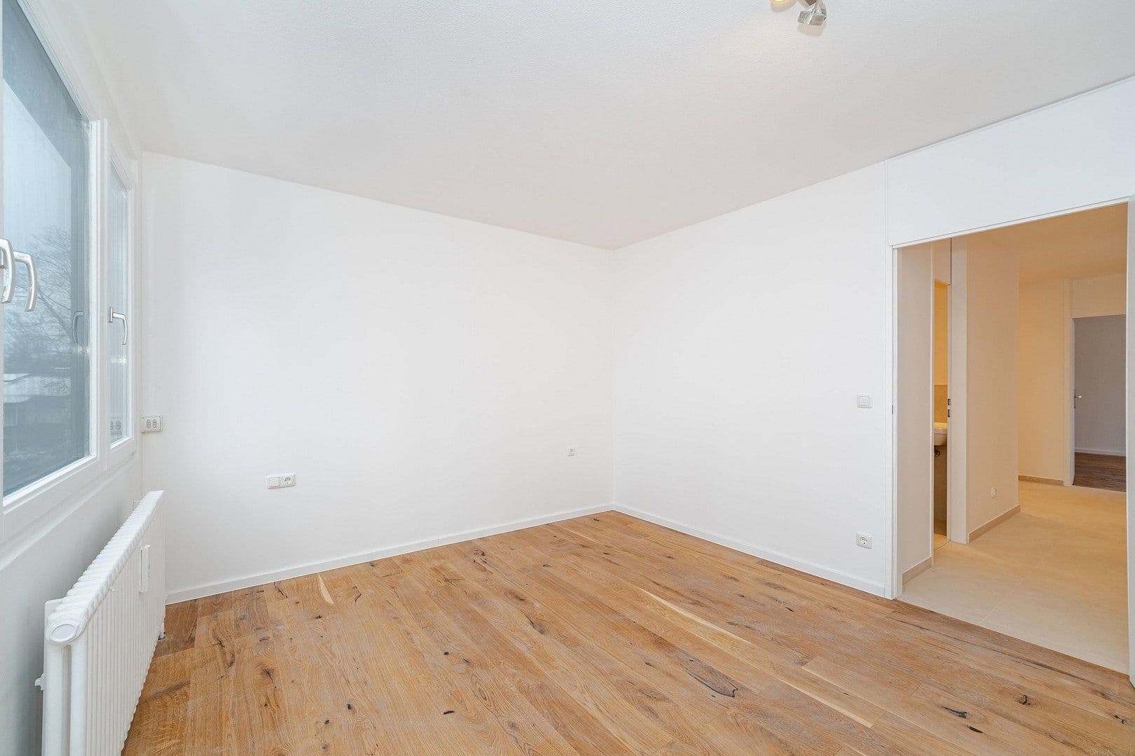 Prodej bytu 3+1 78 m², Tizianstr. 48, Neubiberg, Bavorsko Prodej bytu 3+1 78 m², Tizianstr. 48, Neubiberg, Bavorsko