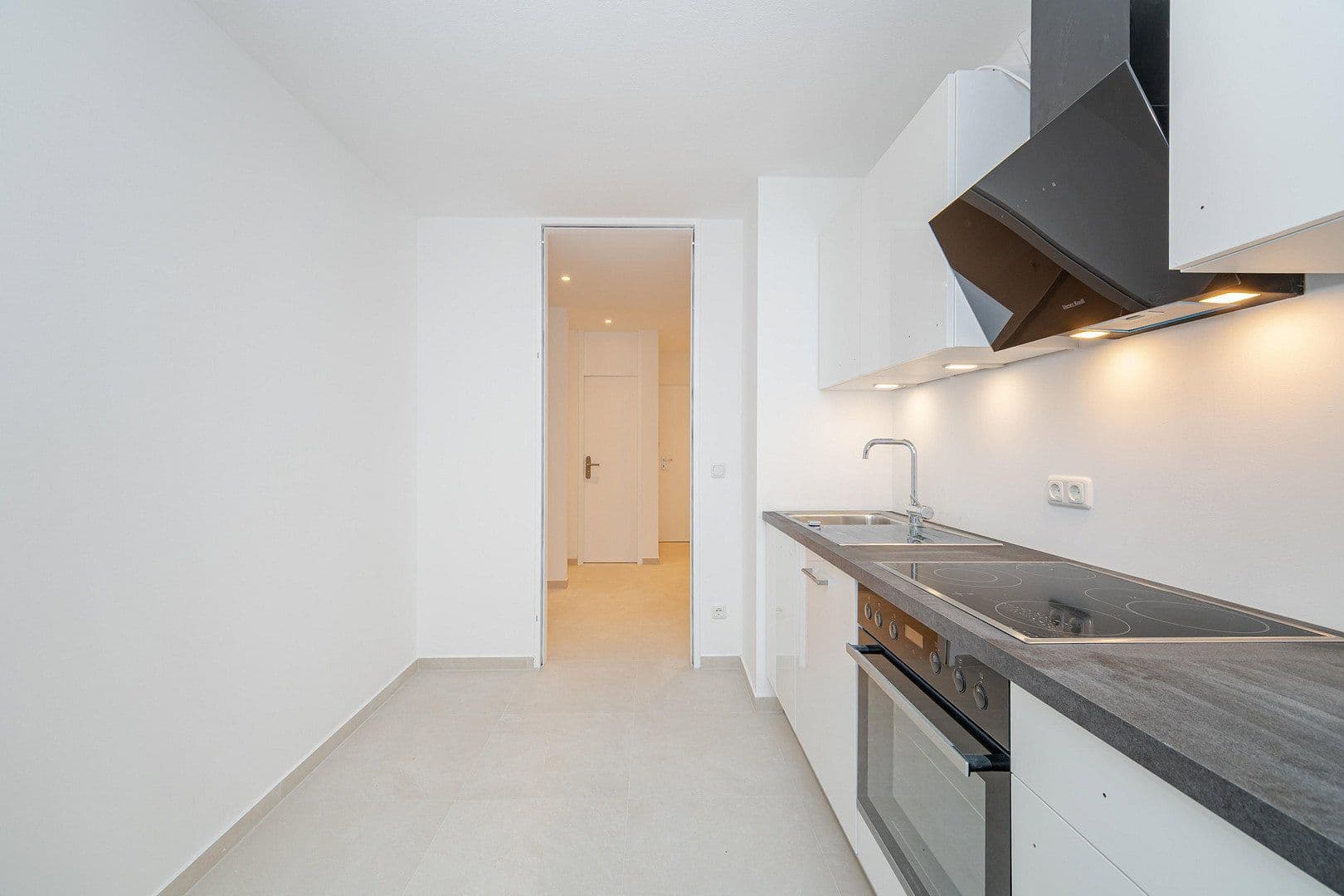 Prodej bytu 3+1 78 m², Tizianstr. 48, Neubiberg, Bavorsko Prodej bytu 3+1 78 m², Tizianstr. 48, Neubiberg, Bavorsko