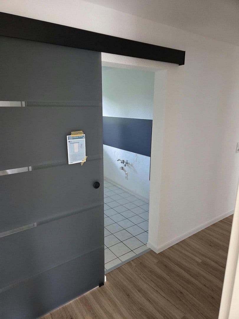 Pronájem bytu 4+1 70 m², Roßstraße 11, Leipzig-Südost OT Liebertwolkwitz, Sasko Pronájem bytu 4+1 70 m², Roßstraße 11, Leipzig-Südost OT Liebertwolkwitz, Sasko