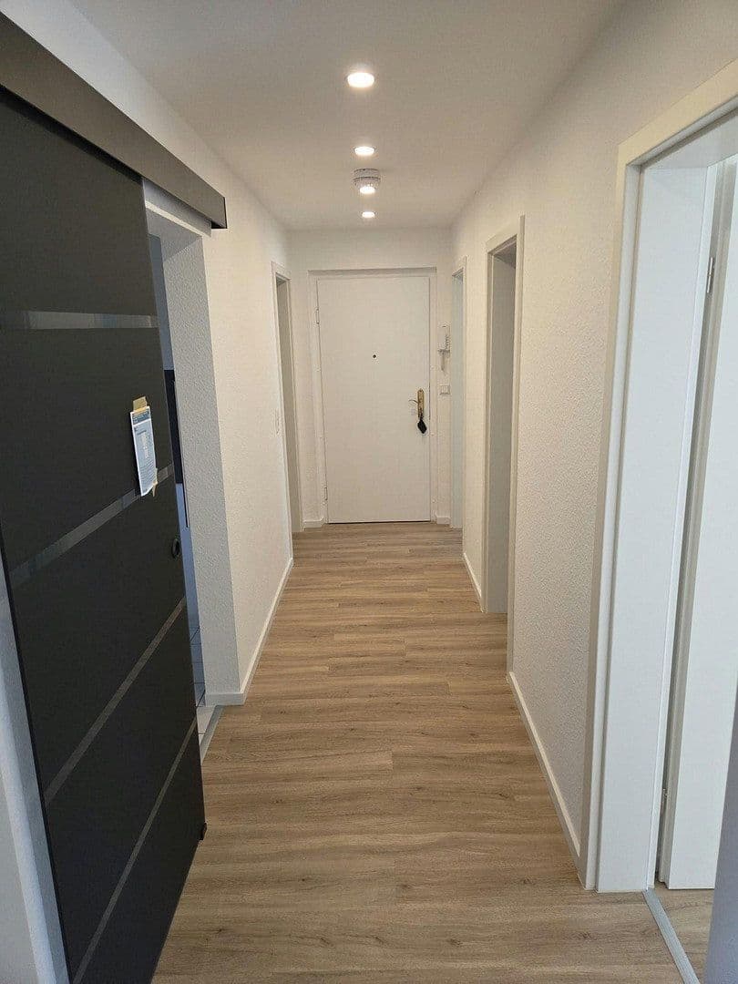 Pronájem bytu 4+1 70 m², Roßstraße 11, Leipzig-Südost OT Liebertwolkwitz, Sasko Pronájem bytu 4+1 70 m², Roßstraße 11, Leipzig-Südost OT Liebertwolkwitz, Sasko
