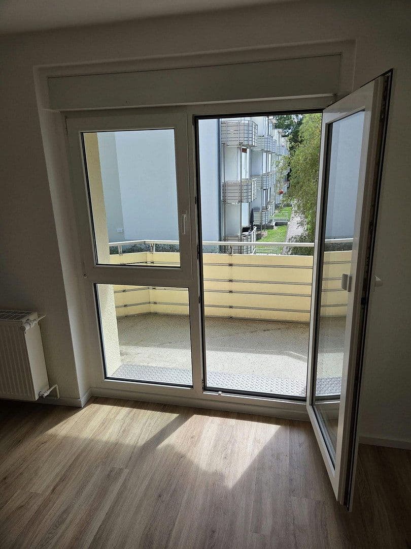 Pronájem bytu 4+1 70 m², Roßstraße 11, Leipzig-Südost OT Liebertwolkwitz, Sasko Pronájem bytu 4+1 70 m², Roßstraße 11, Leipzig-Südost OT Liebertwolkwitz, Sasko