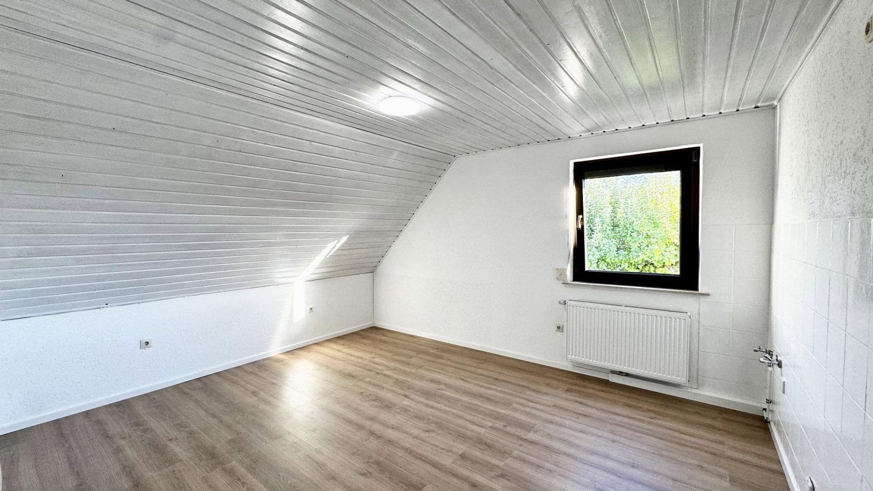 Pronájem bytu 3+1 58 m², Greifenklaustraße 12, Reckendorf, Bavorsko Pronájem bytu 3+1 58 m², Greifenklaustraße 12, Reckendorf, Bavorsko
