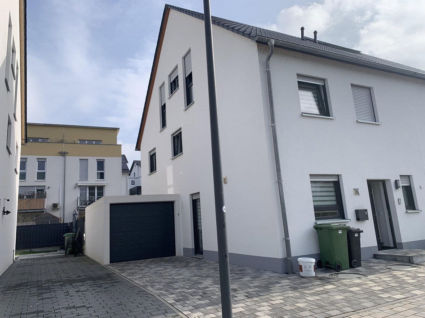 Prodej domu 142 m², pozemek 220 m², Gondelsheim, Bádensko-Württembersko Prodej domu 142 m², pozemek 220 m², Gondelsheim, Bádensko-Württembersko