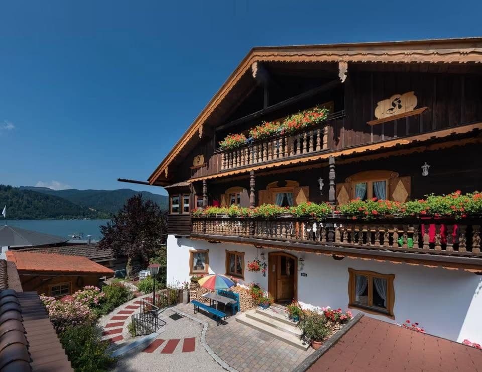 Pronájem bytu 1+1 30 m², Seestraße 29, Schliersee, Bavorsko Pronájem bytu 1+1 30 m², Seestraße 29, Schliersee, Bavorsko
