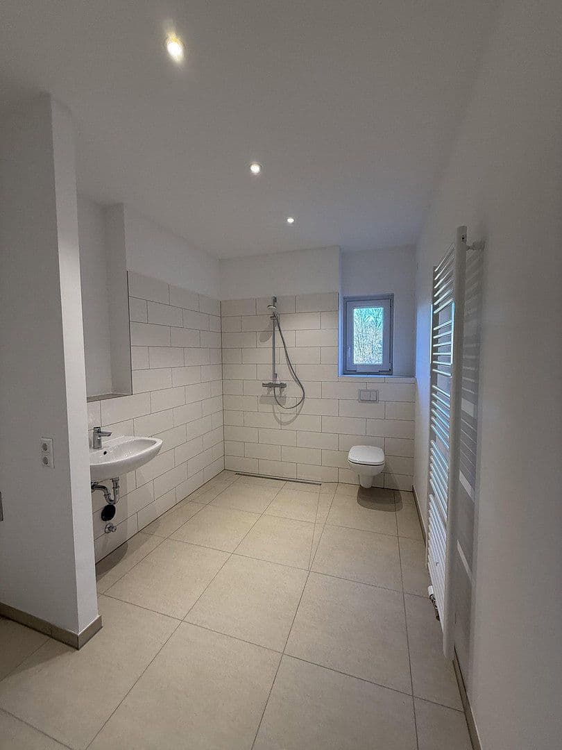 Pronájem bytu 2+1 70 m², Elmer Landstraße 1, Schlüchtern, Hessen Pronájem bytu 2+1 70 m², Elmer Landstraße 1, Schlüchtern, Hessen