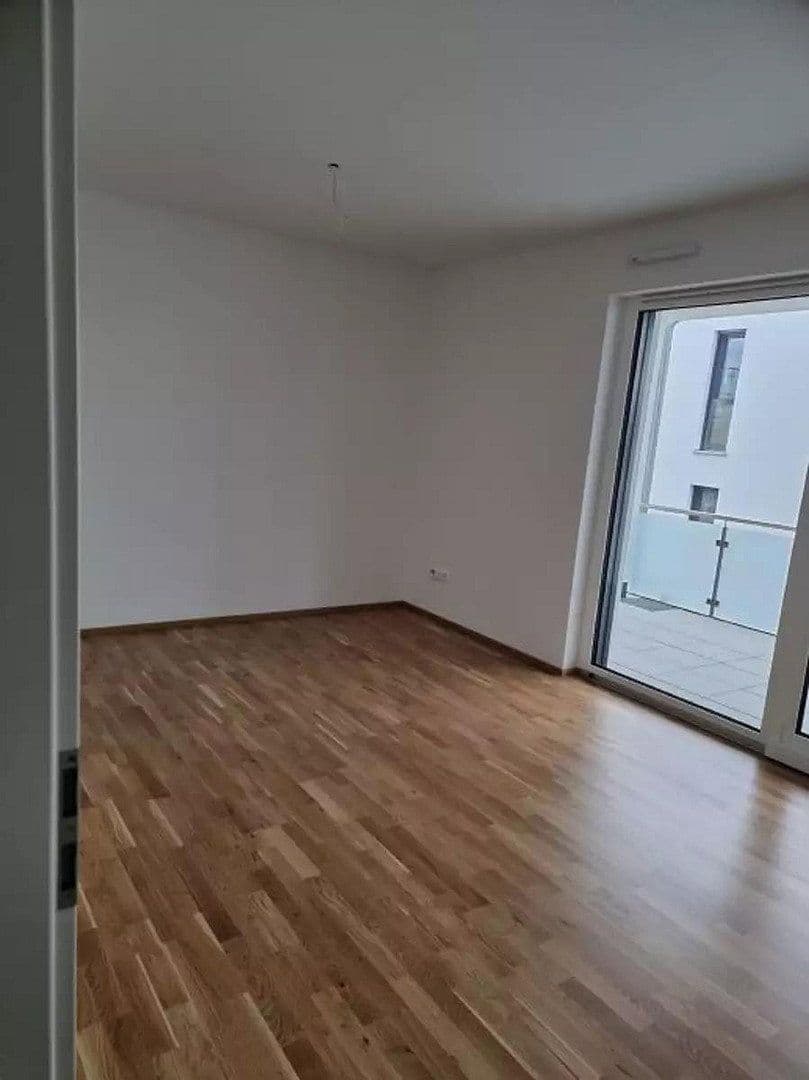Pronájem bytu 2+1 68 m², Ulmerstr., Villingen-Schwenningen, Bádensko-Württembersko Pronájem bytu 2+1 68 m², Ulmerstr., Villingen-Schwenningen, Bádensko-Württembersko