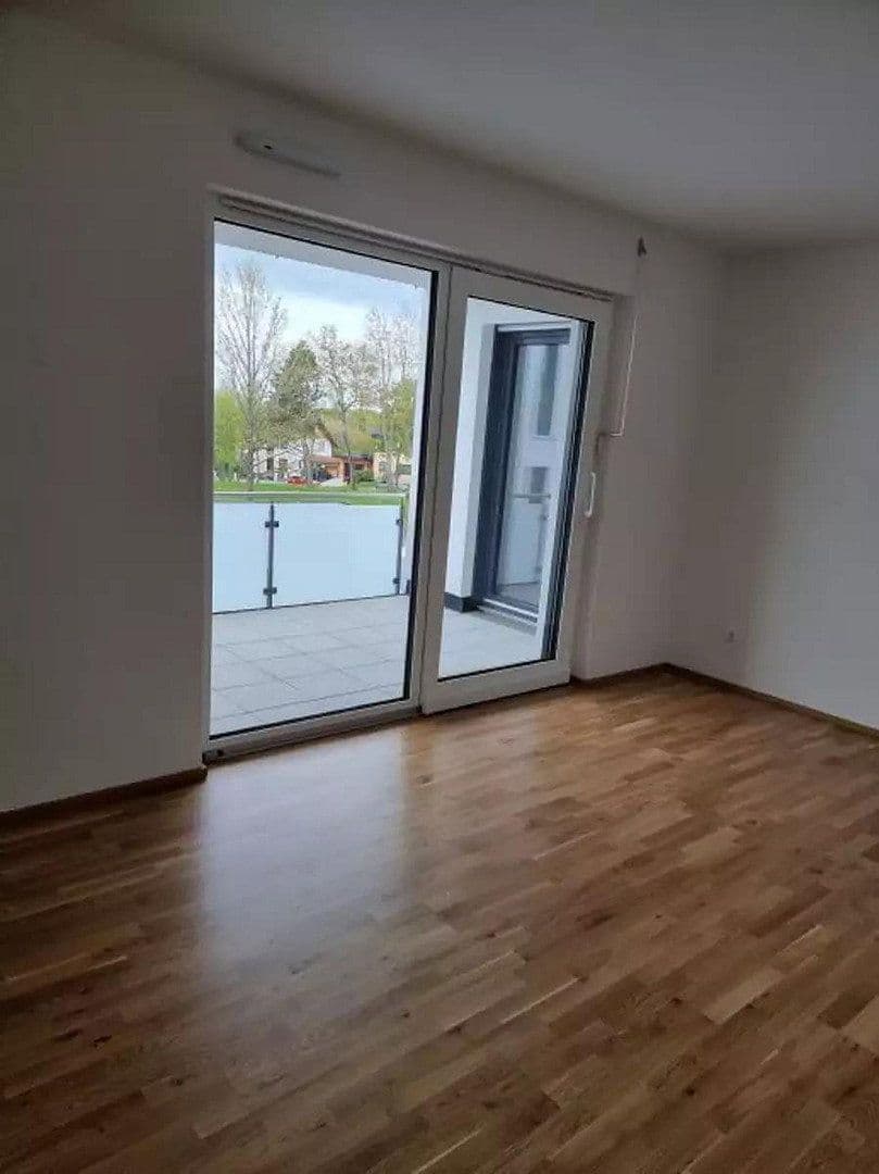 Pronájem bytu 2+1 68 m², Ulmerstr., Villingen-Schwenningen, Bádensko-Württembersko Pronájem bytu 2+1 68 m², Ulmerstr., Villingen-Schwenningen, Bádensko-Württembersko