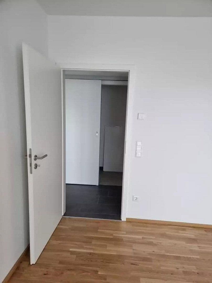 Pronájem bytu 2+1 68 m², Ulmerstr., Villingen-Schwenningen, Bádensko-Württembersko Pronájem bytu 2+1 68 m², Ulmerstr., Villingen-Schwenningen, Bádensko-Württembersko