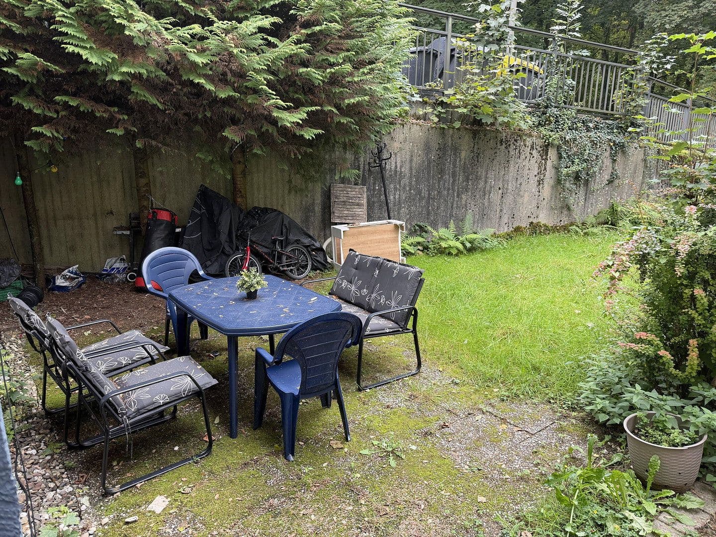 Pronájem bytu 2+1 43 m², Ittertalstraße 138, Solingen, Severní Porýní-Vestfálsko Pronájem bytu 2+1 43 m², Ittertalstraße 138, Solingen, Severní Porýní-Vestfálsko