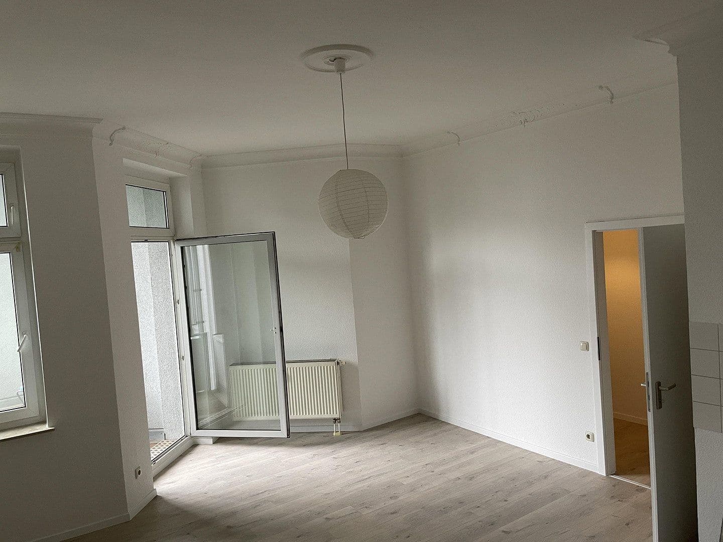 Pronájem bytu 2+1 56 m², Magdeburg, Sasko-Anhaltsko Pronájem bytu 2+1 56 m², Magdeburg, Sasko-Anhaltsko