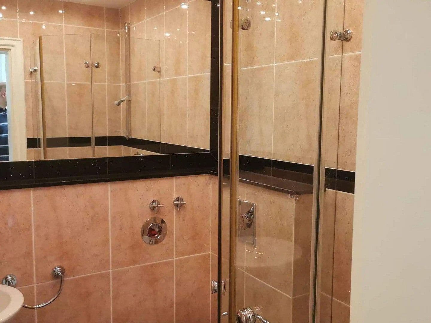 Pronájem bytu 3+1 124 m², Düsseldorf, Severní Porýní-Vestfálsko Pronájem bytu 3+1 124 m², Düsseldorf, Severní Porýní-Vestfálsko