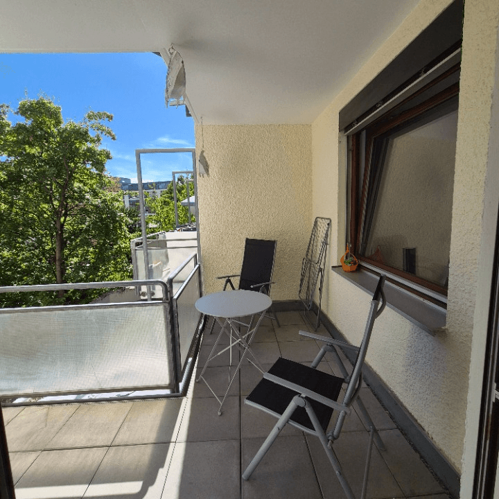 Pronájem bytu 2+1 55 m², Stuttgart, Bádensko-Württembersko Pronájem bytu 2+1 55 m², Stuttgart, Bádensko-Württembersko
