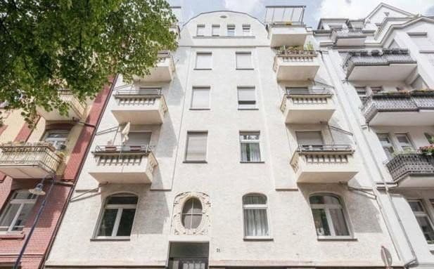 Pronájem bytu 4+1 124 m², Goebenstraße 31, Wiesbaden, Hessen Pronájem bytu 4+1 124 m², Goebenstraße 31, Wiesbaden, Hessen